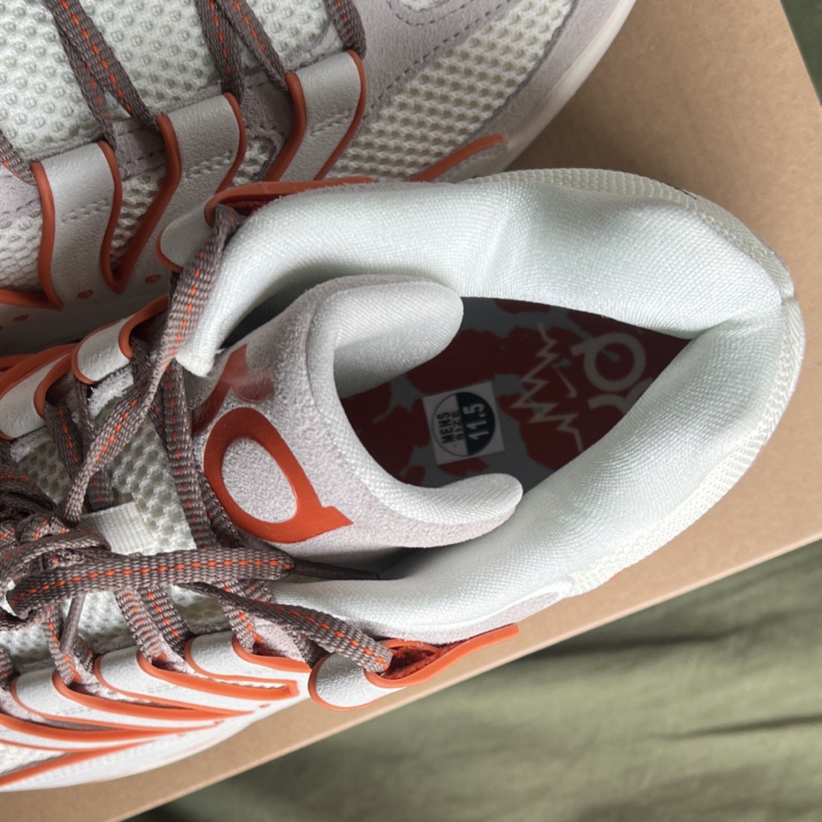Nike Nike KD 18 Rise Soft Pearl Campfire Orange Mesh Low Top Men Size US 11.5 / EU 44-45 - 6 Thumbnail