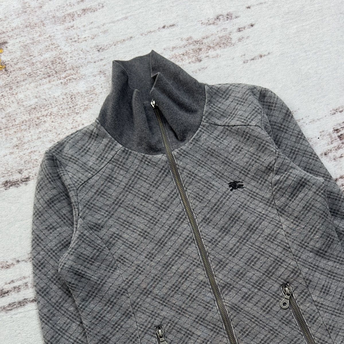 Burberry BURBERRY LONDON BLUE LABEL NOVACHECK ZIPPER SWEATER Size US XXS / EU 40 - 3 Thumbnail