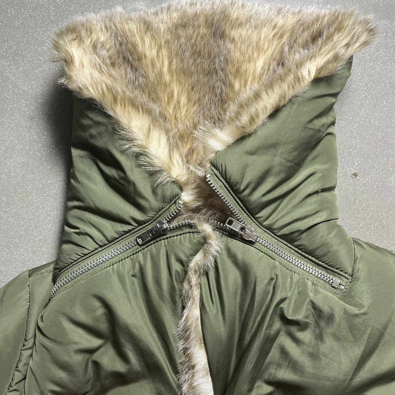 UNIF UNIF Faux Fur Bomber Jacket Size L / US 10 / IT 46 - 9 Thumbnail