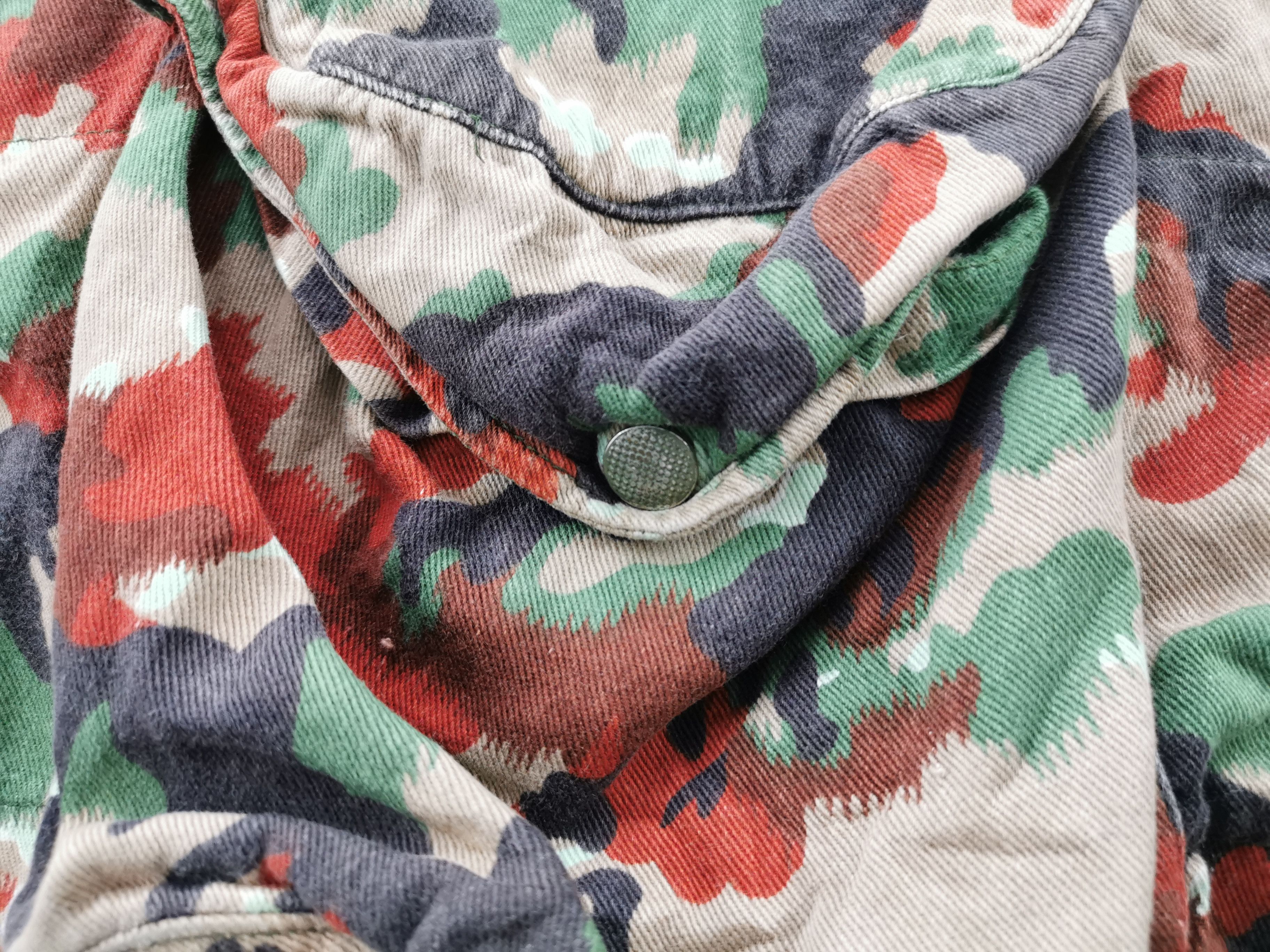 Vintage Vintage 70s Swiss M70 TAZ 83 Alpenflage Camo Jacket Size US M / EU 48-50 / 2 - 7 Thumbnail
