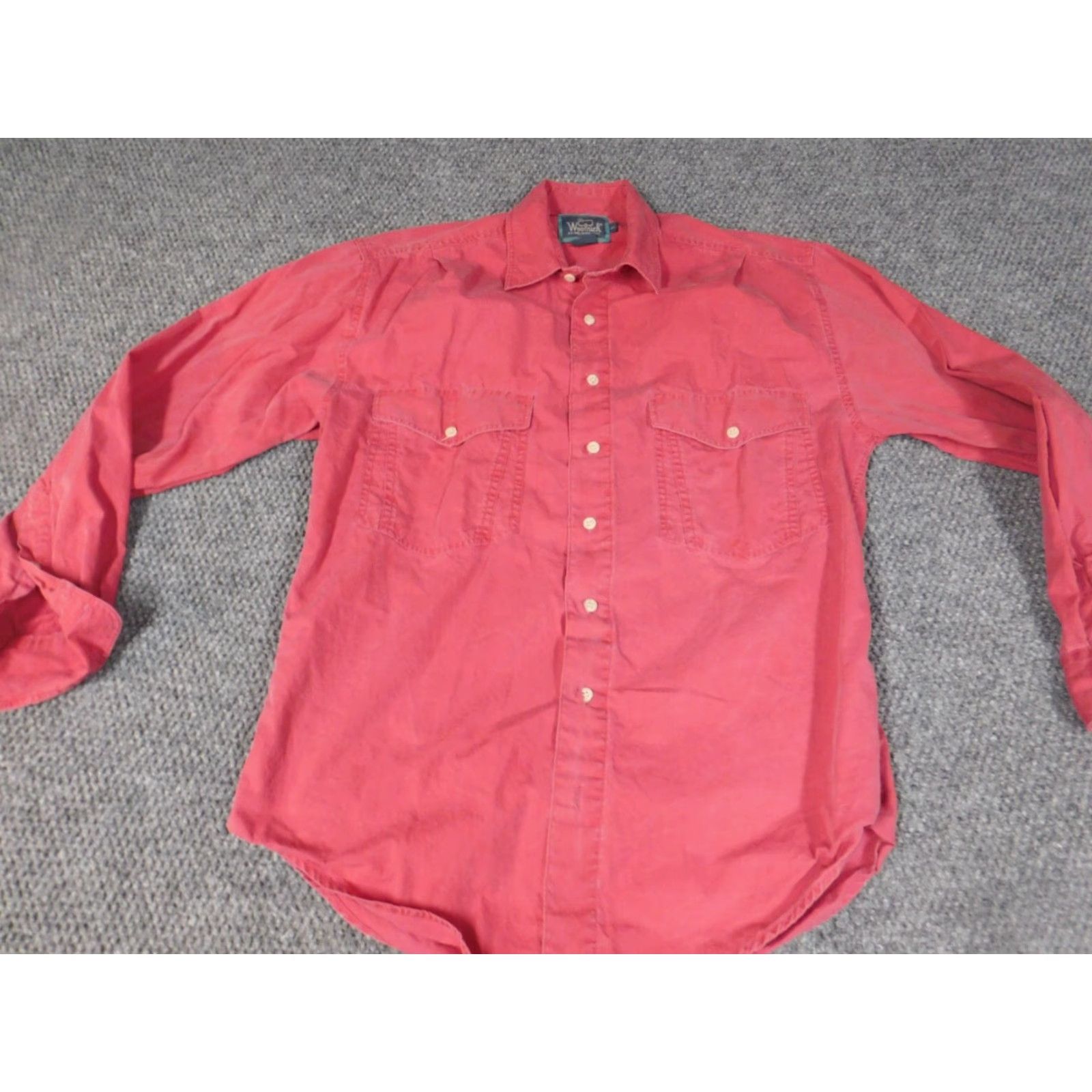 Vintage Woolrich Shirt Small Red Button-Up Long Sleeve Pockets 90s Vintage Mens Casual Knit Cotton Button-Down Collared Dishros Size US S / EU 44-46 / 1 - 2 Thumbnail