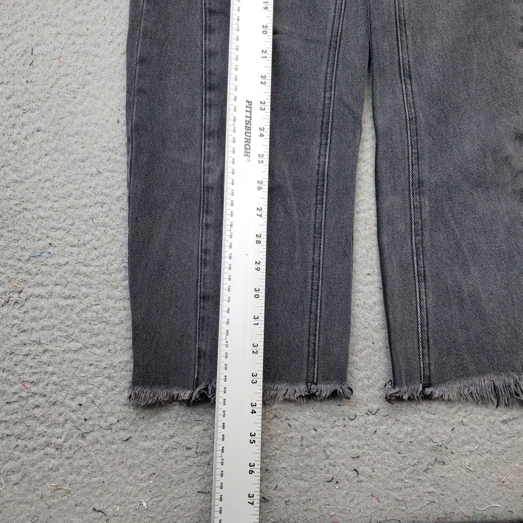 Levi's Levi's We The Free Baggy Jeans Women Size 24 Black Denim High Rise 23" Inseam 33.75" Outseam 5-Pocket Straight Jeans Size 42" / US 20 - 3 Thumbnail