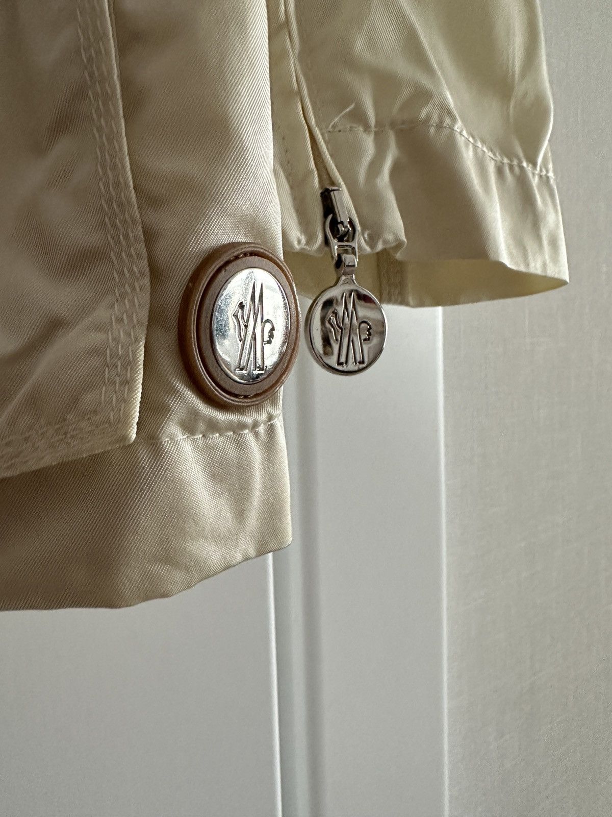 Moncler Vintage Moncler Jacket Size S / US 4 / IT 40 - 6 Thumbnail