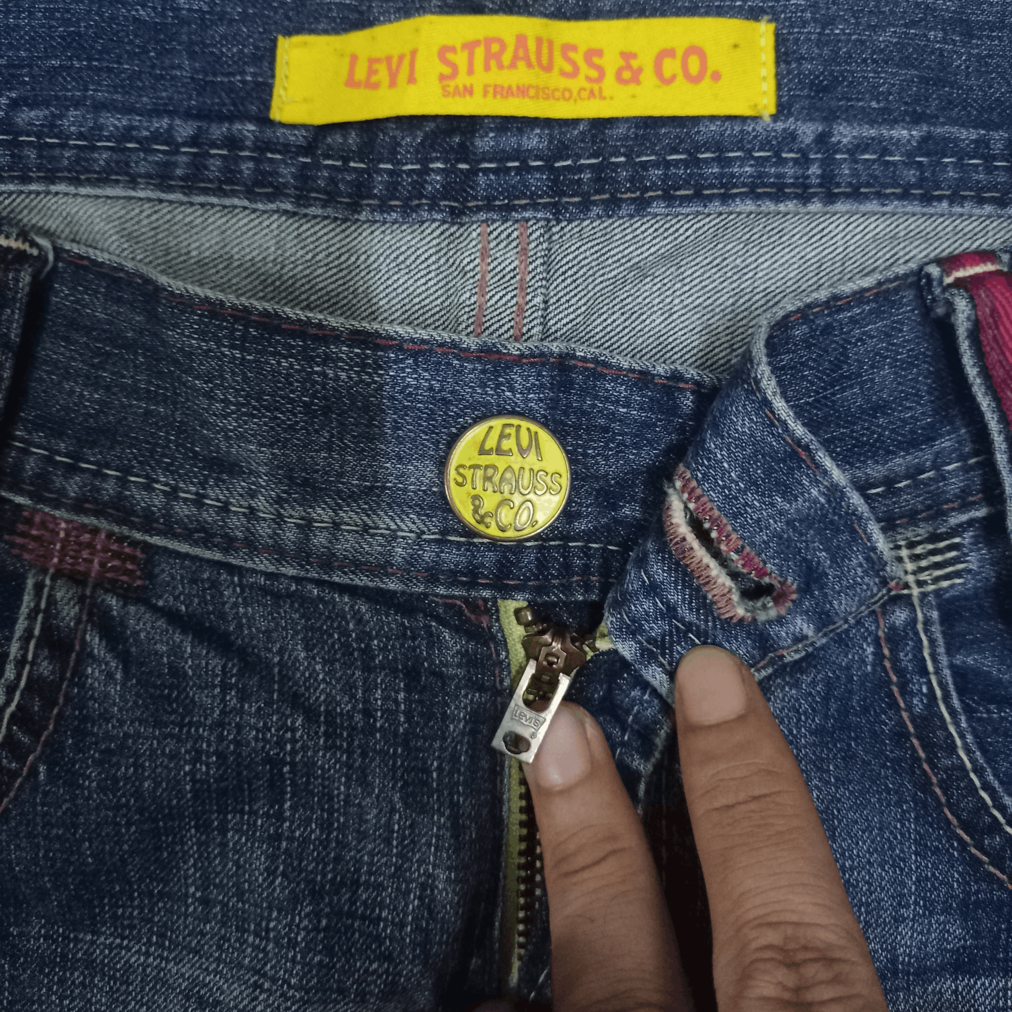 Levi's × Levi's Vintage Clothing Vintage Levis Avant Garde Style Ripped Loose Jeans 31x31 Size US 31 - 3 Thumbnail