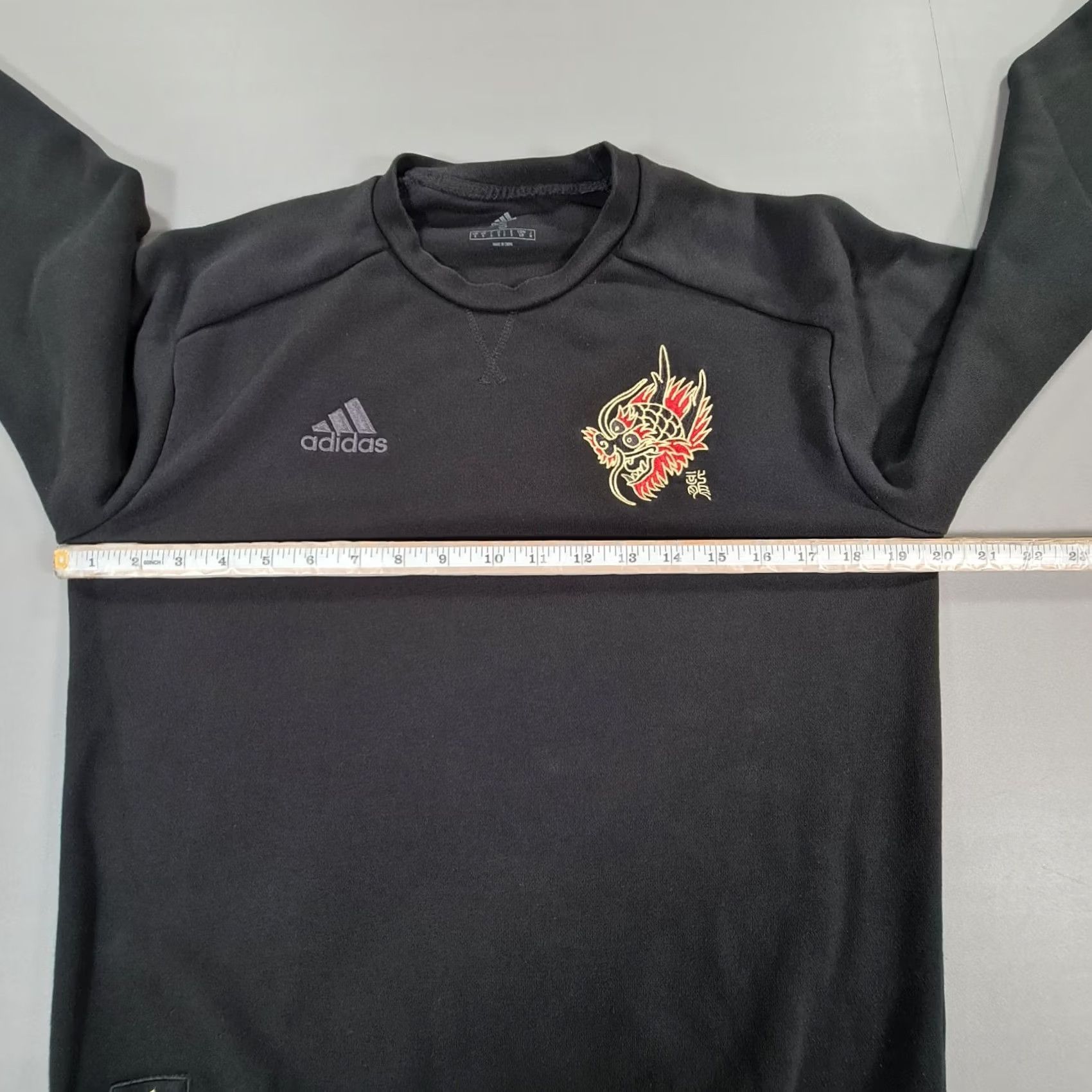 Adidas adidas Mens Sweatshirt Small Black Manchester United 2019-20 Chinese GH0029 Size US S / EU 44-46 / 1 - 7 Thumbnail