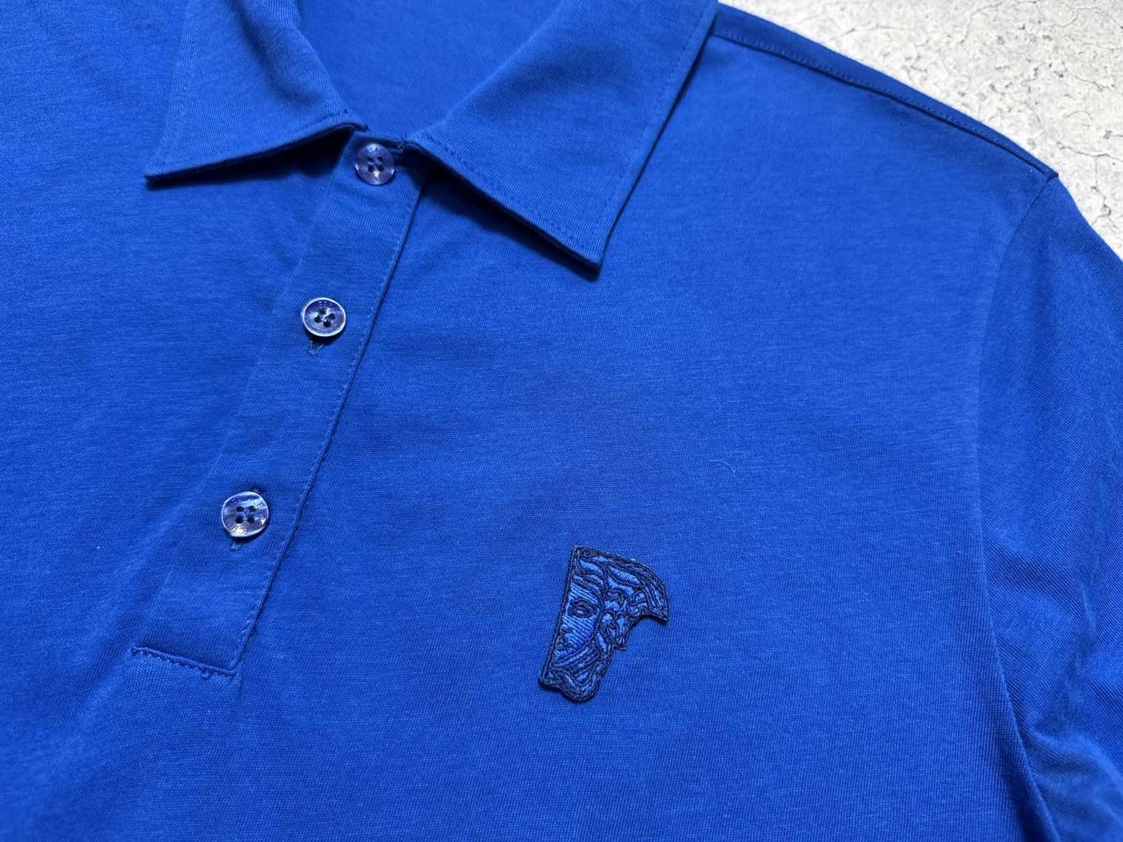Versace Gianni Versace Medusa Polo T-Shirt Luxury Size M Size US M / EU 48-50 / 2 - 6 Thumbnail