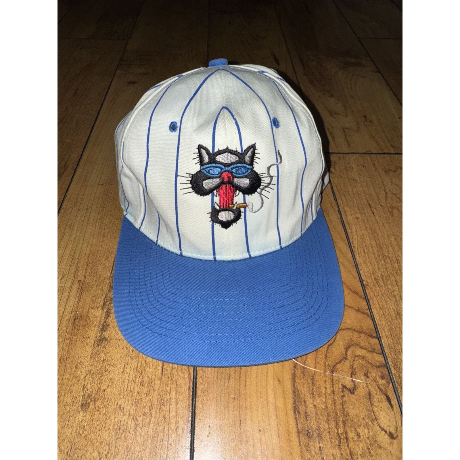 Vintage Blues Traveler Smoking Cat Pint Striped SnapBack Hat Vintage Size ONE SIZE - 1 Thumbnail