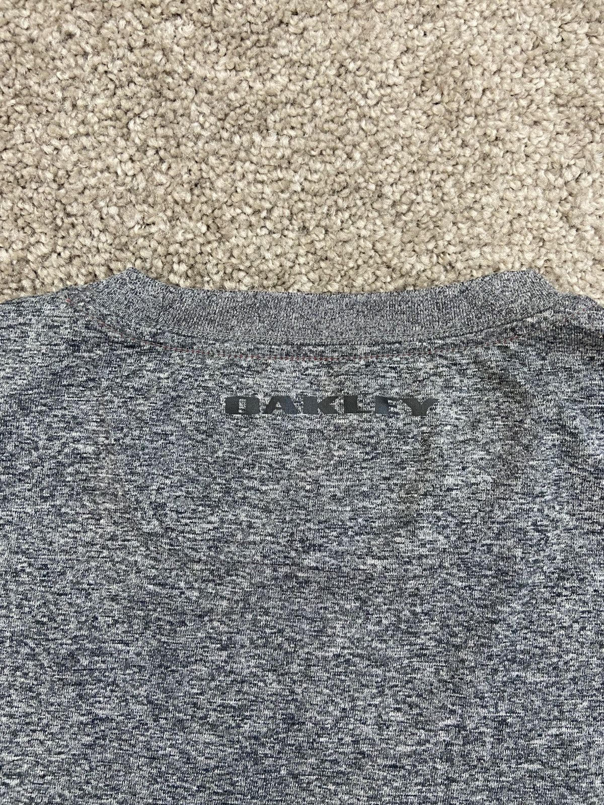 Oakley thermal teck long sleeve Oakley Shirt Size US S / EU 44-46 / 1 - 5 Thumbnail