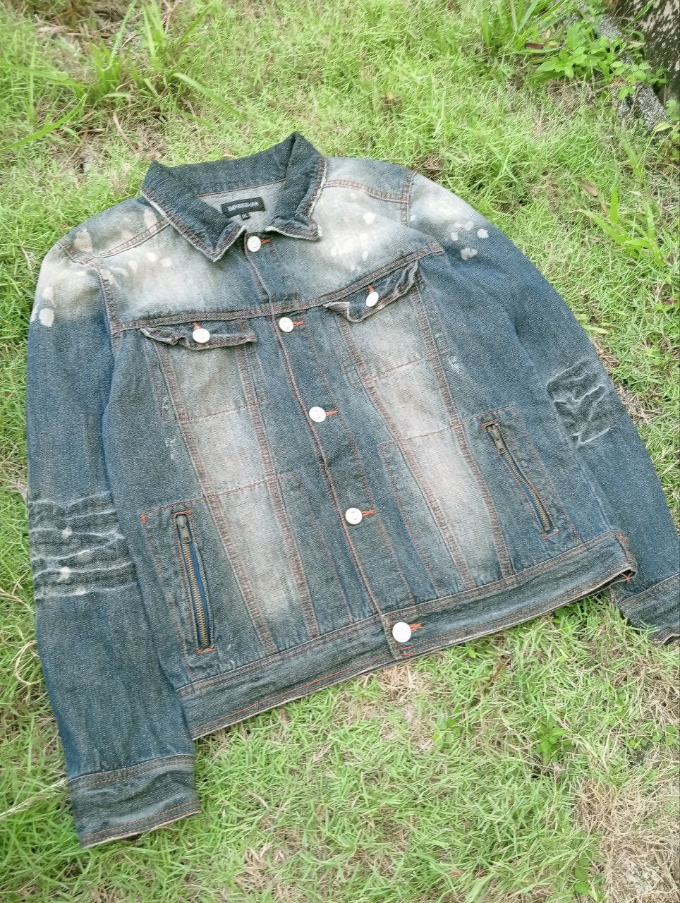 If Six Was Nine JAPANESE LOWBOX DISTRESSED DENIM JACKET Size US L / EU 52-54 / 3 - 3 Thumbnail