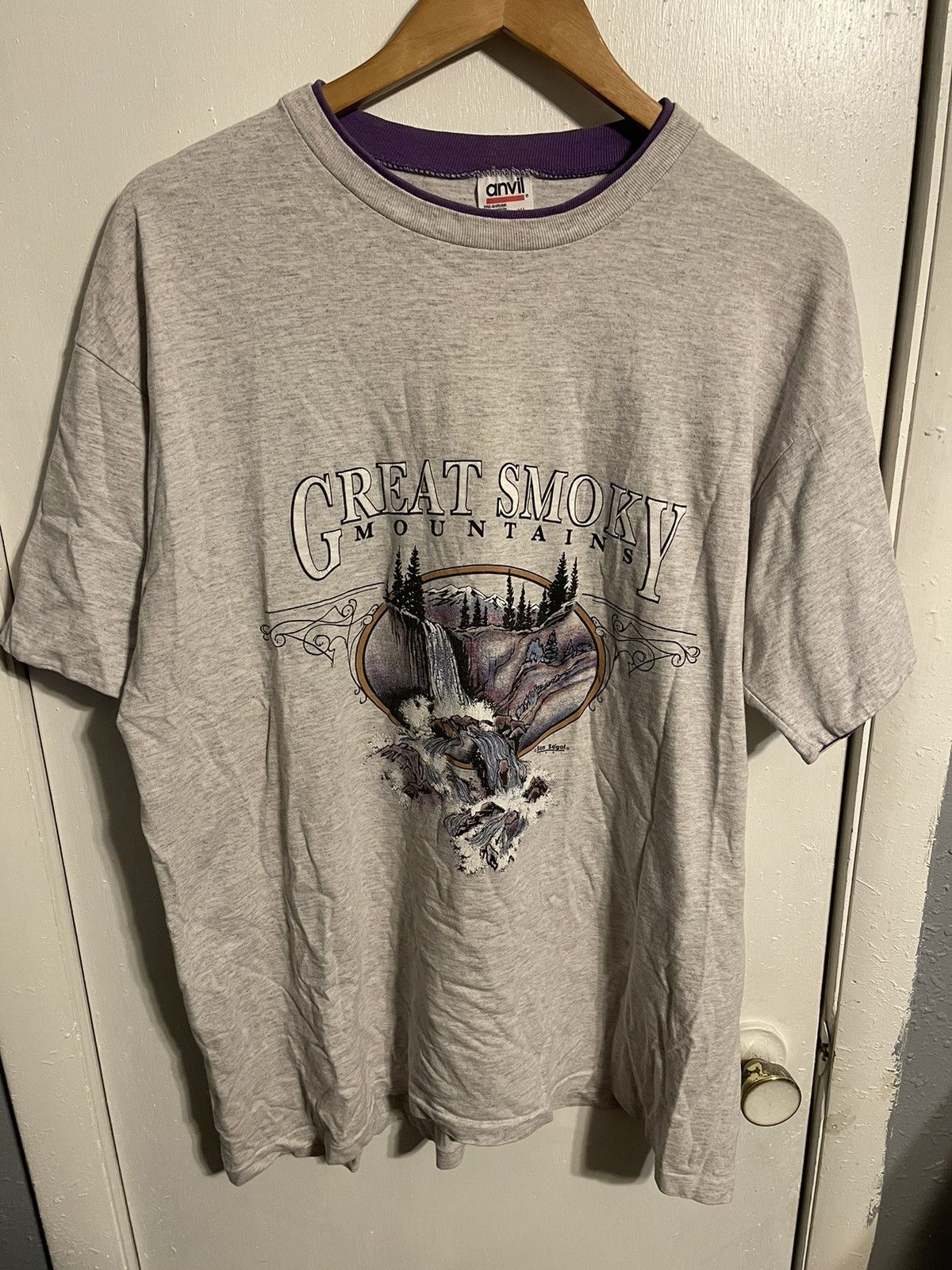 Anvil Vintage Great Smoky Mountains Double Collar Tee Size US XL / EU 56 / 4 - 1 Thumbnail