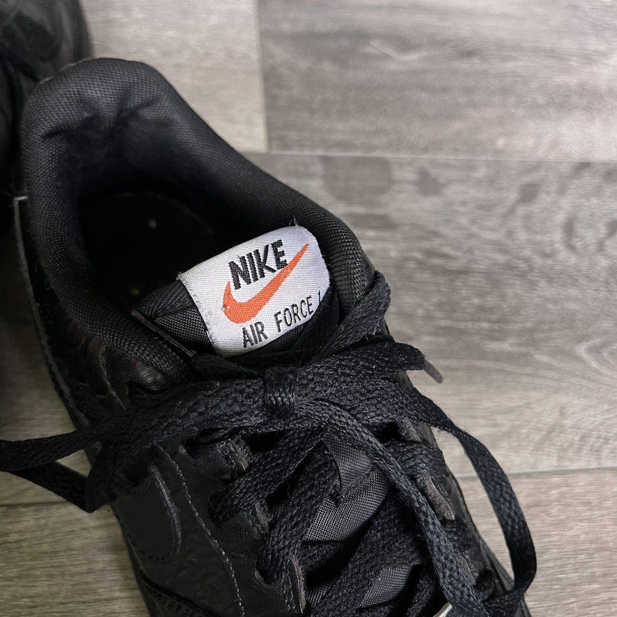 Nike Vintage Nike Air Force 1 BG Crocodile Leather Gum Low Shoes Size US 8.5 / IT 38.5 - 5 Thumbnail