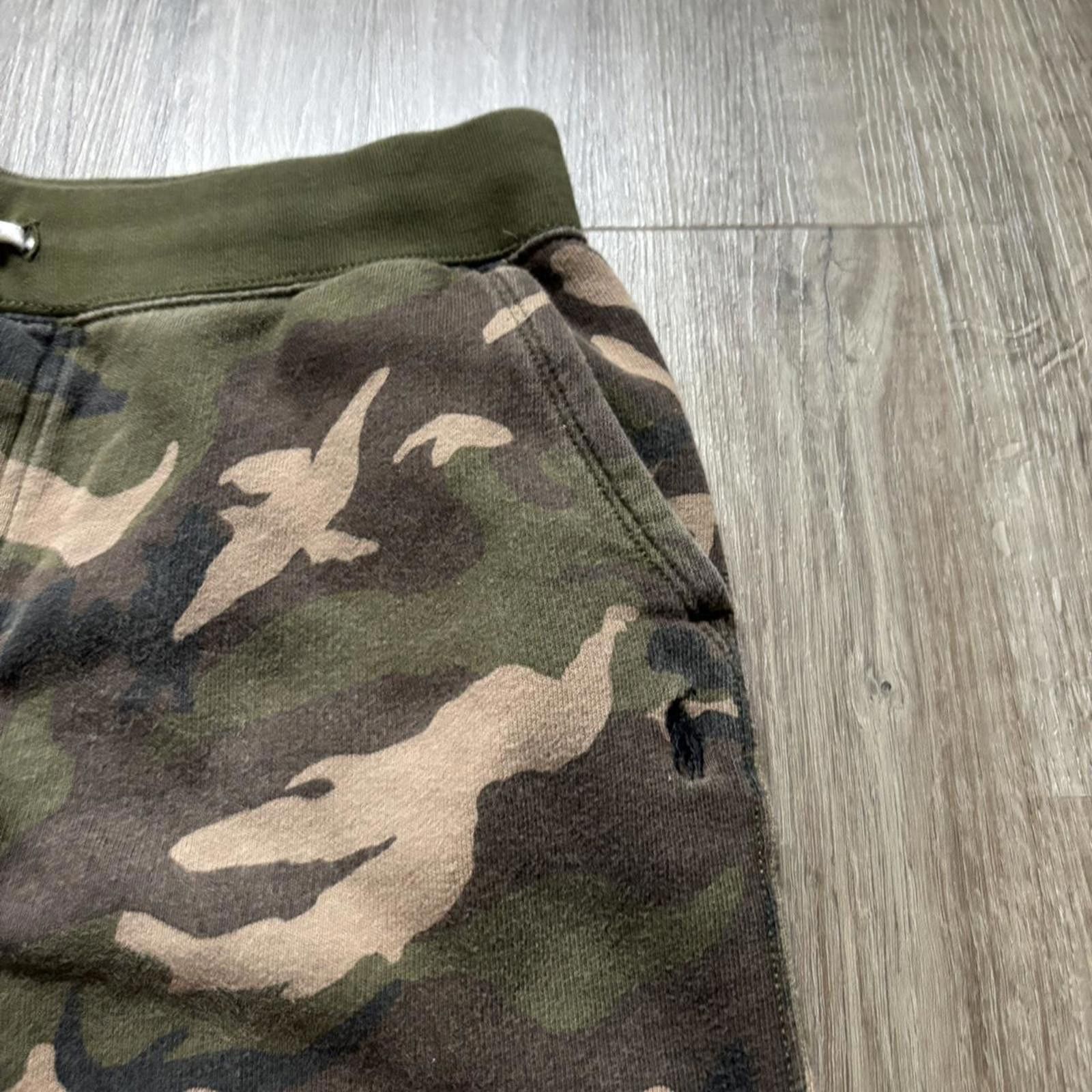 Polo Ralph Lauren Polo Ralph Lauren Men's Green and Multi Joggers-tracksuit Size US 26 / EU 42 - 2 Thumbnail