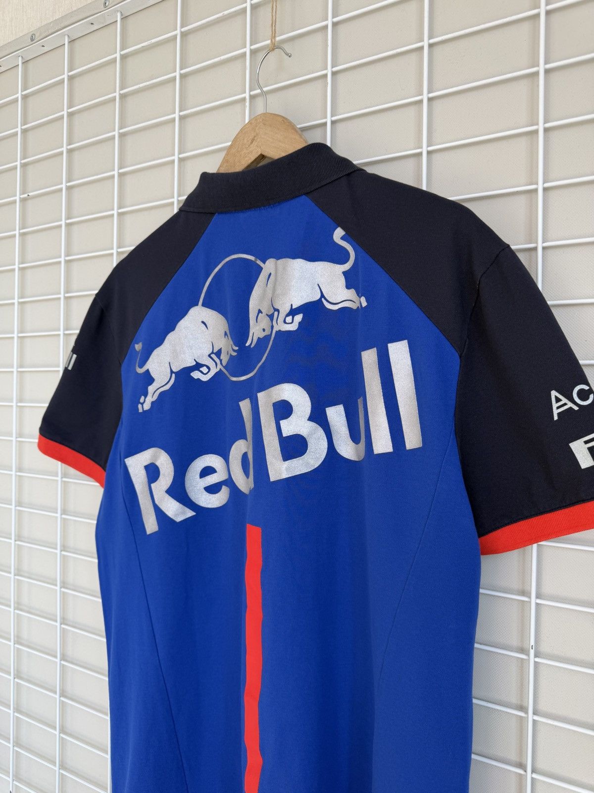 Red Bull Scuderia Red Bull Toro Rosso Racing Shirt Mens Size L/XL Size US XL / EU 56 / 4 - 7 Thumbnail