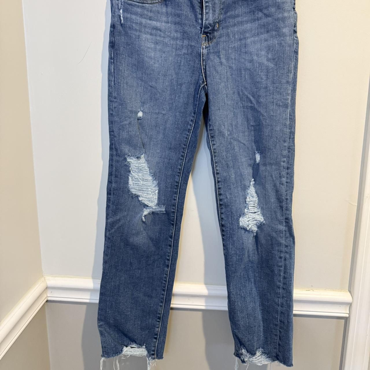 Levi's Levi’s Premium 724 High Rise Straight Ripped Jeans Size 27 Size 27" / US 4 / IT 40 - 1 Thumbnail