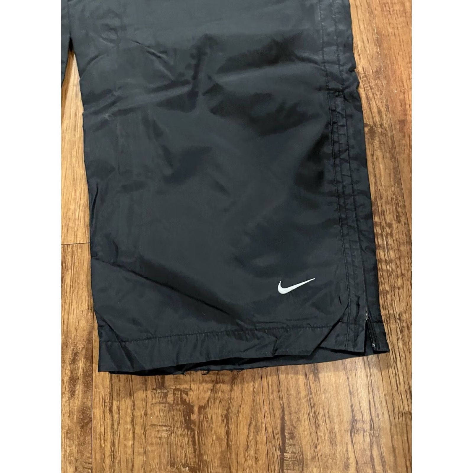 Nike VINTAGE Nike Black Track Pants Men XL 00s Swoosh Silver Tag Size US 36 / EU 52 - 2 Thumbnail