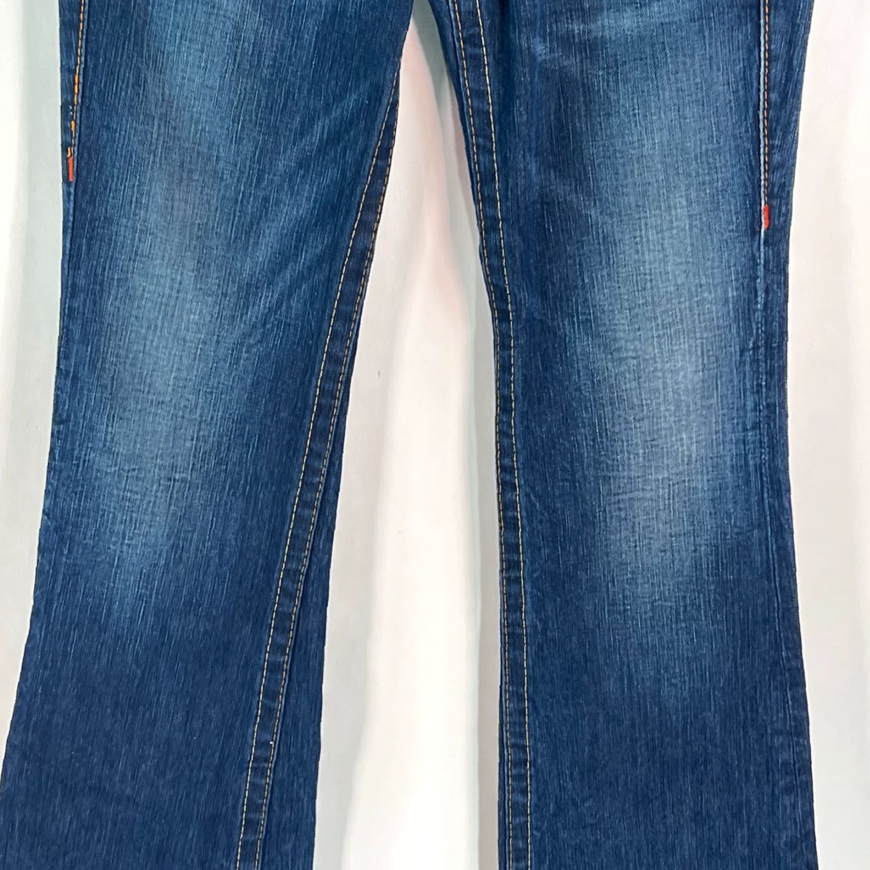 True Religion VINTAGE True Religion World Tour Bobby Jeans Boot Cut 26 Women's Blue 30X32 Low Rise US Size 26" / US 2 / IT 38 - 3 Thumbnail