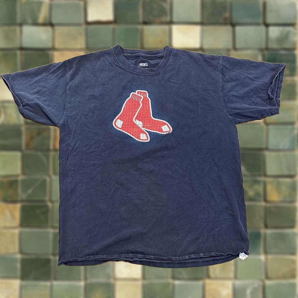 MLB Boston Red Sox Socks Logo T Shirt MLB Alternate Large CSA Men Blue Short Sleeve Cotton Crew Neck Regular Fit Size US L / EU 52-54 / 3 - 1 Thumbnail