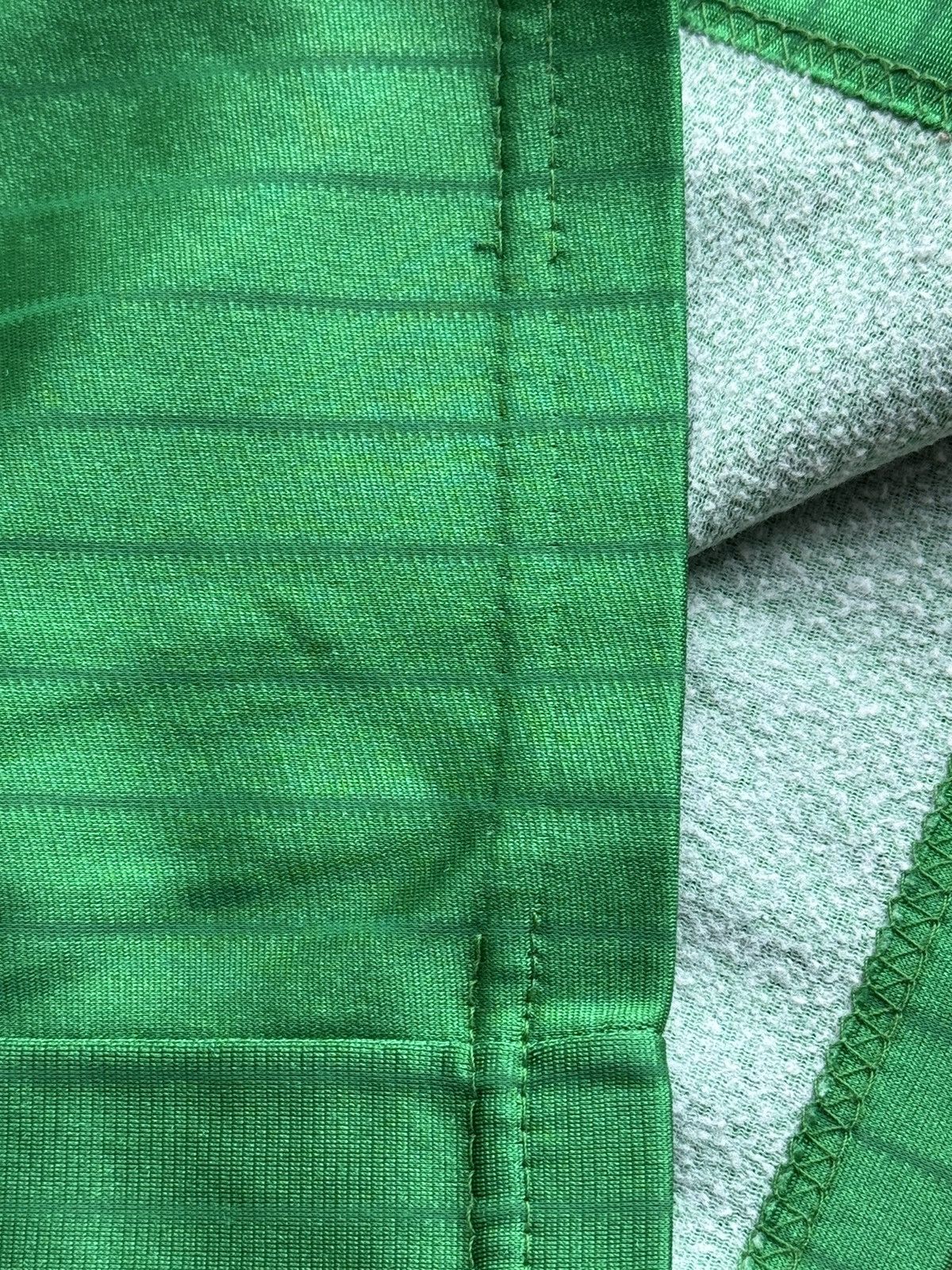Umbro Northern Ireland 80s HomeFootball Long Sleeve Jersey Size US M / EU 48-50 / 2 - 7 Thumbnail