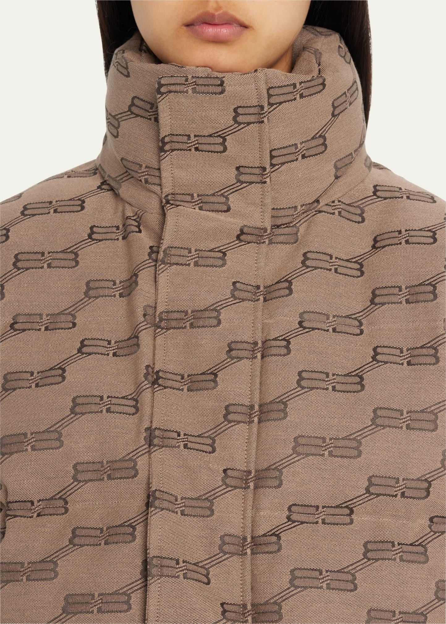 Balenciaga o1mt1gz0924 Dup / BB Monogram Puffer in Beige Size L / US 10 / IT 46 - 4 Thumbnail