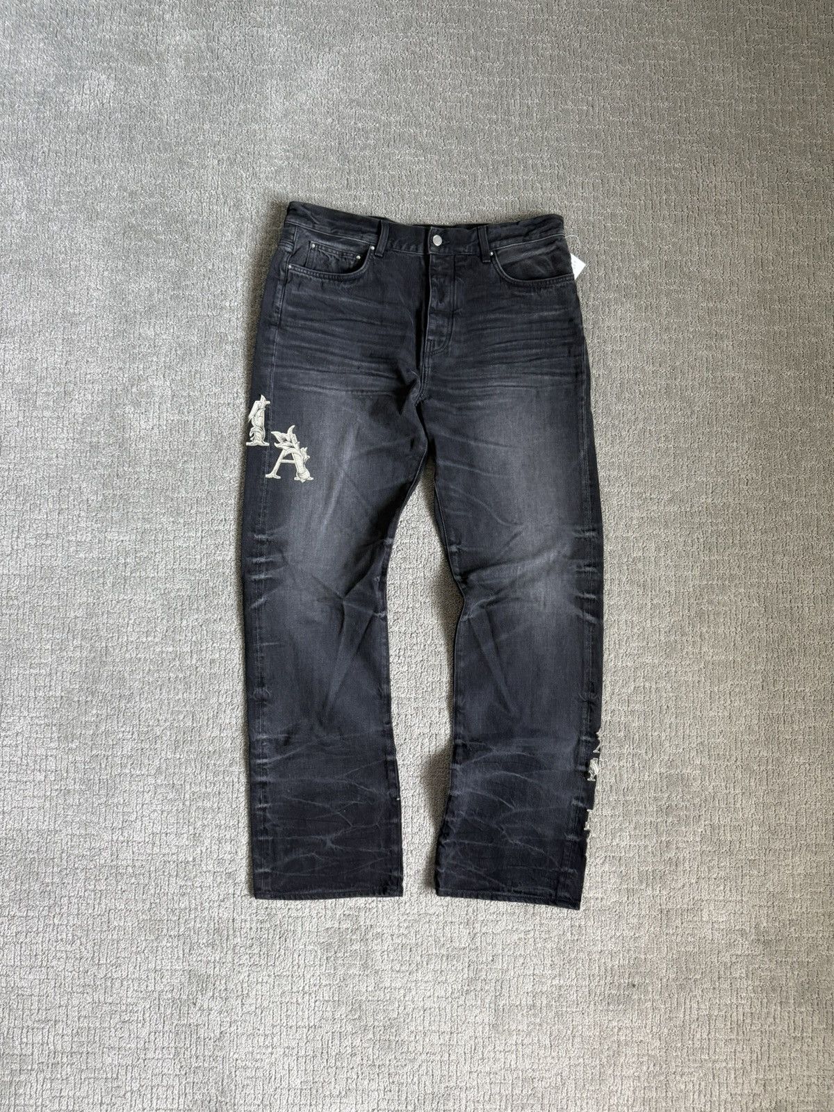 BAROQUE LOGO BAGGY JEANS WASHED BLACK