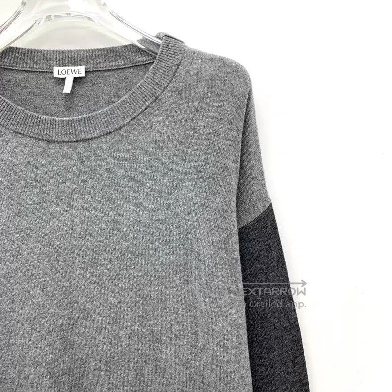Loewe Loewe Color-blocked logo letter wool crew-neck long-sleeve Size US L / EU 52-54 / 3 - 3 Thumbnail