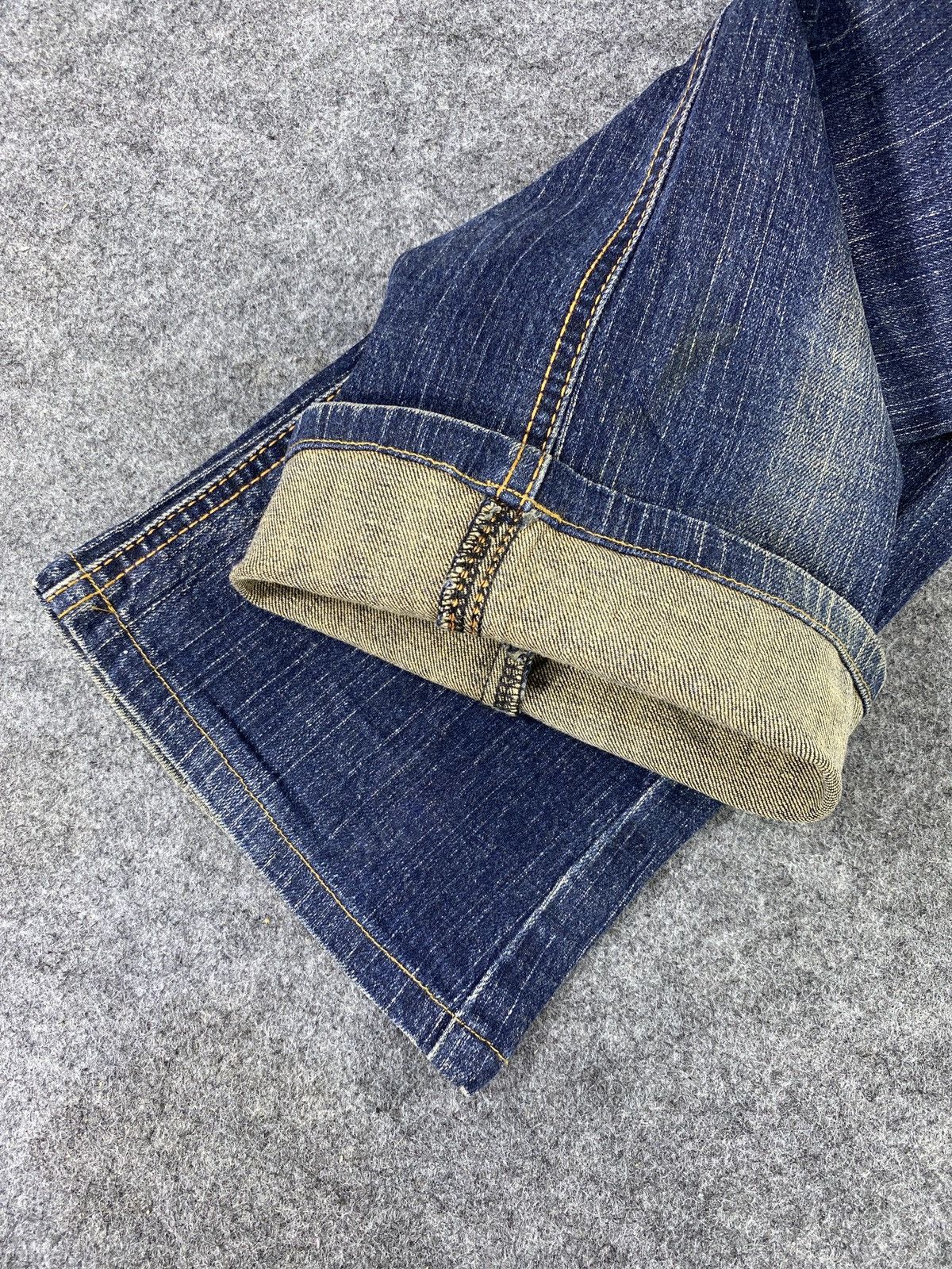 Japanese Brand C-Seventeen Blue Wash flare Jeans - J1016 Size 30" / US 8 / IT 44 - 11 Thumbnail
