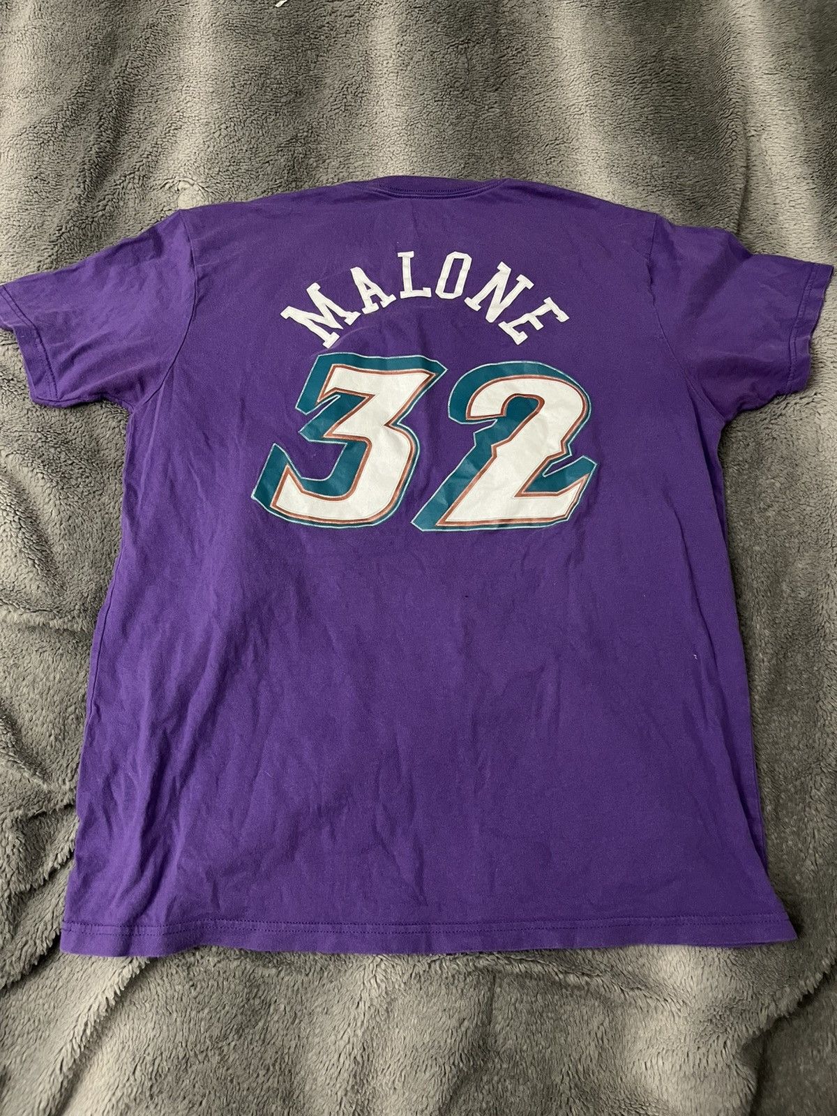 Mitchell & Ness Purple NBA Utah Jazz Karl Malone jersey tee Size US XL / EU 56 / 4 - 3 Thumbnail