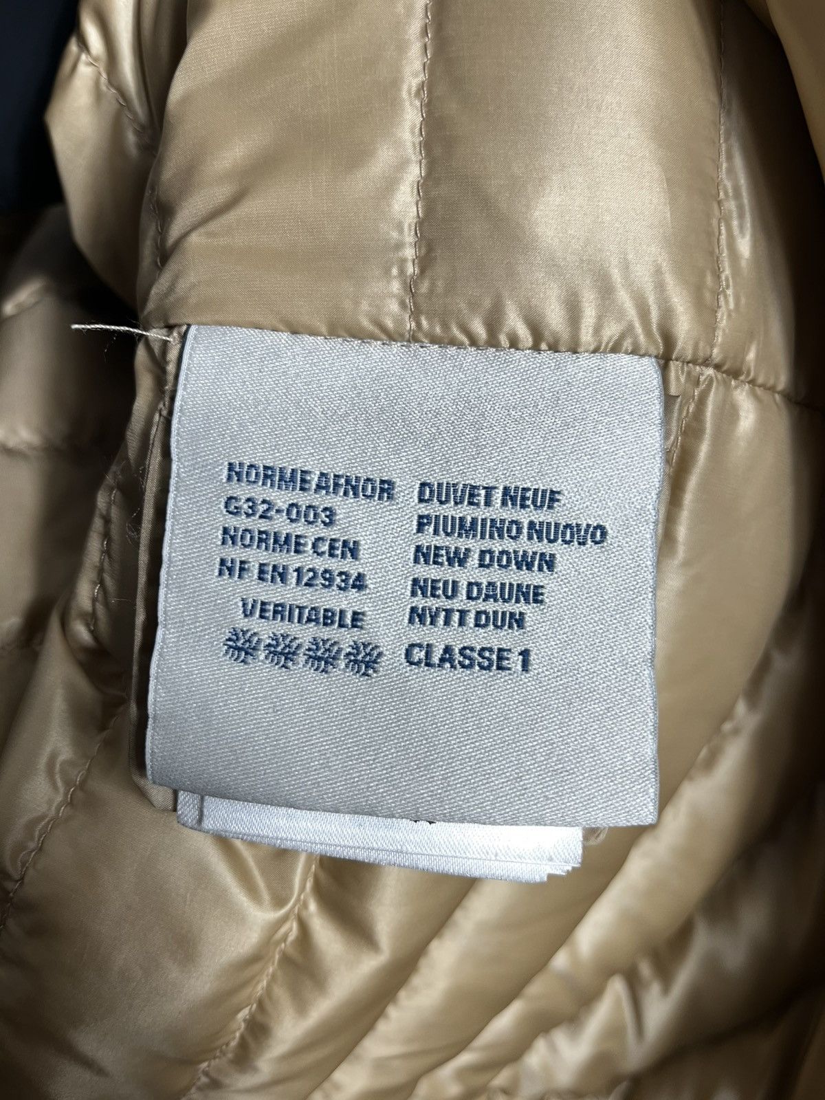 Moncler Moncler Ligneville Giubbotto Womans Down Jacket Zip Black Size L / US 10 / IT 46 - 11 Thumbnail