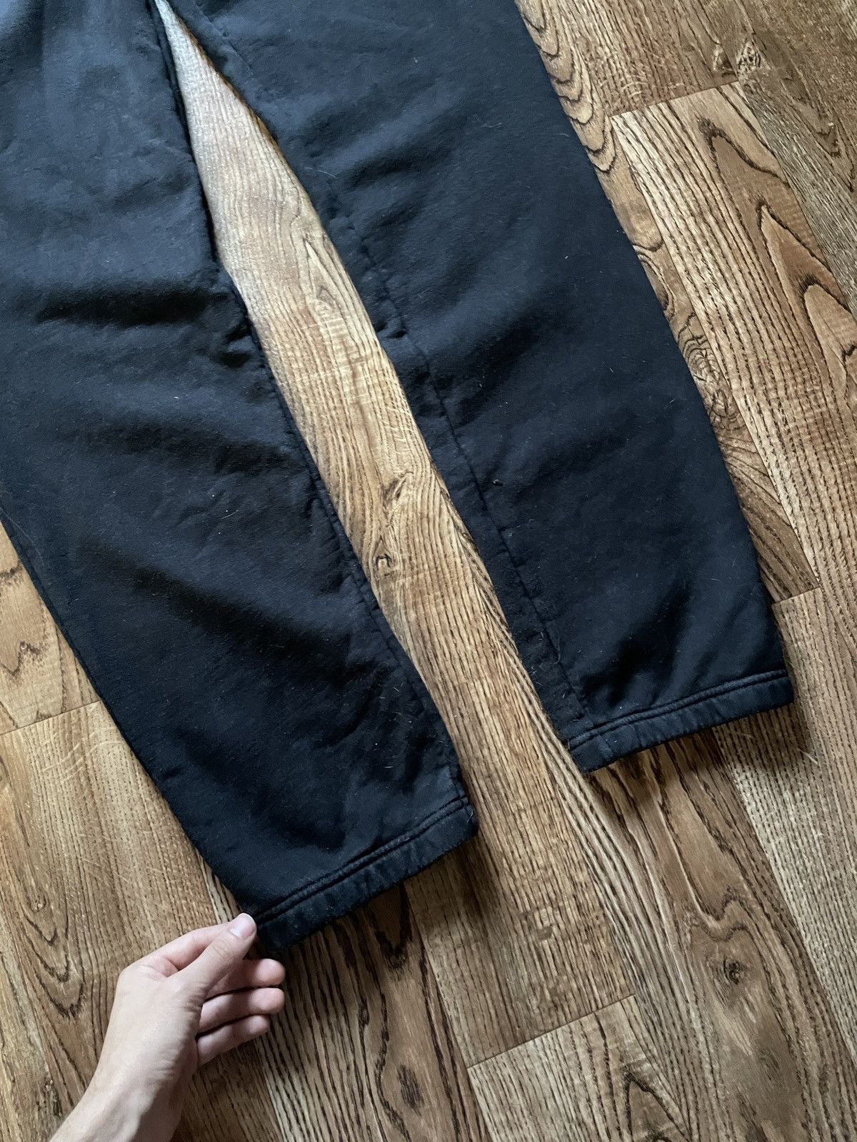 Lacoste Faded Lacoste Sweatpants in Black (Slim Joggers) Size US 38 / EU 54 - 4 Thumbnail