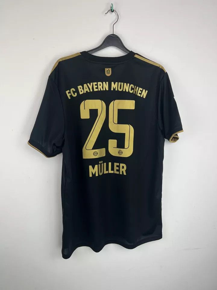 Adidas 2021/22 Bayern Munich Away FOOTBALL Kit SHIRT SOCCER JERSEY Size US XL / EU 56 / 4 - 19 Thumbnail