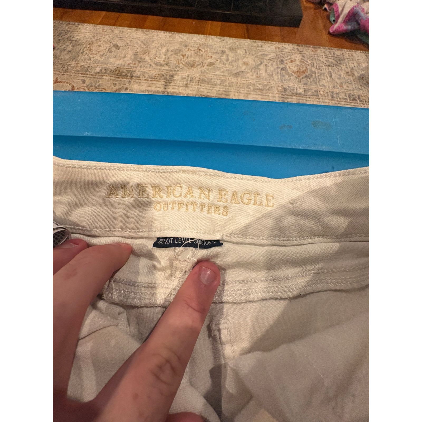 American Eagle Outfitters American Eagle Outfitters White Denim Shorts Women’s Size 00 Size 24" / US 00 / IT 34 - 3 Thumbnail