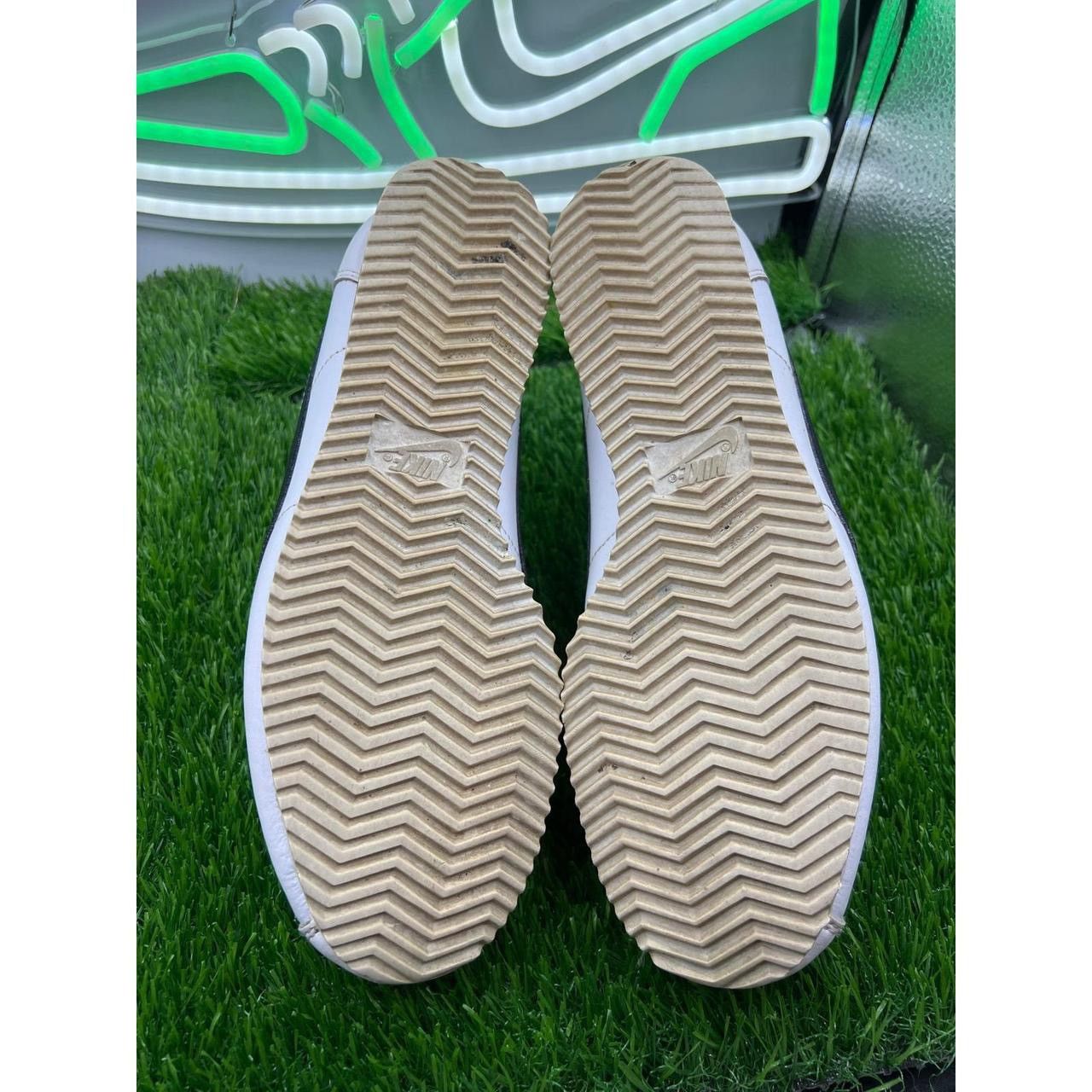 Nike Nike Cortez Basic Womens 7.5 White Black Gum Sole Sneakers Size US 7.5 / IT 37.5 - 4 Thumbnail