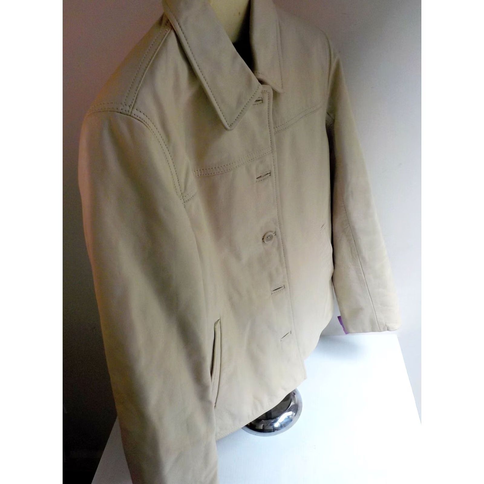J.Crew J.CREW Button Front Leather Jacket Ivory Thinsulate Quilted Lining - SIZE MEDIUM - Women Jacket Size M / US 6-8 / IT 42-44 - 3 Thumbnail
