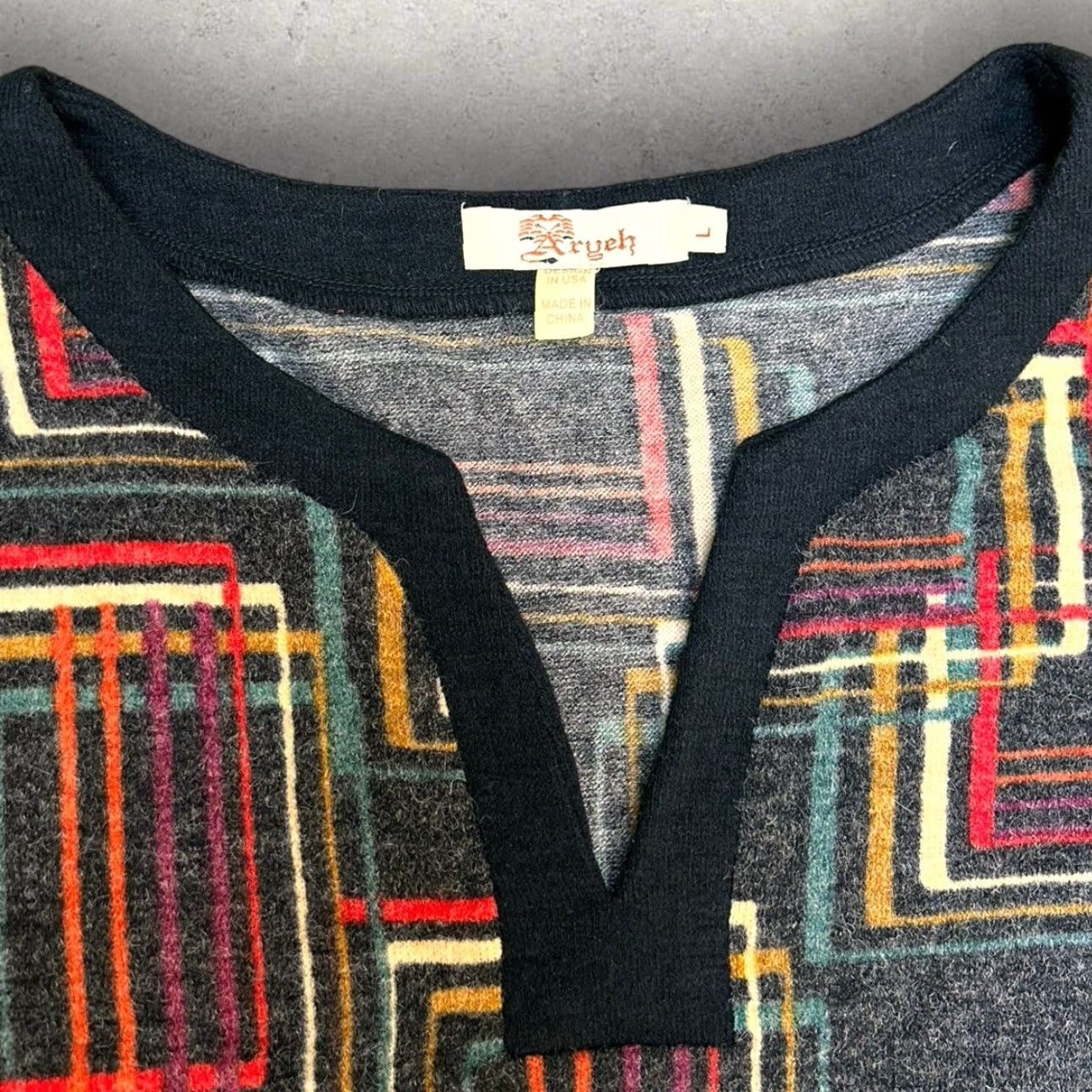 Anthropologie Aryeh Anthropologie Women's Long Sleeve Knit Shift Dress L Multi-Color Geometric Stretch V-Neck Pullover Knee-Length Size L / US 10 / IT 46 - 5 Thumbnail