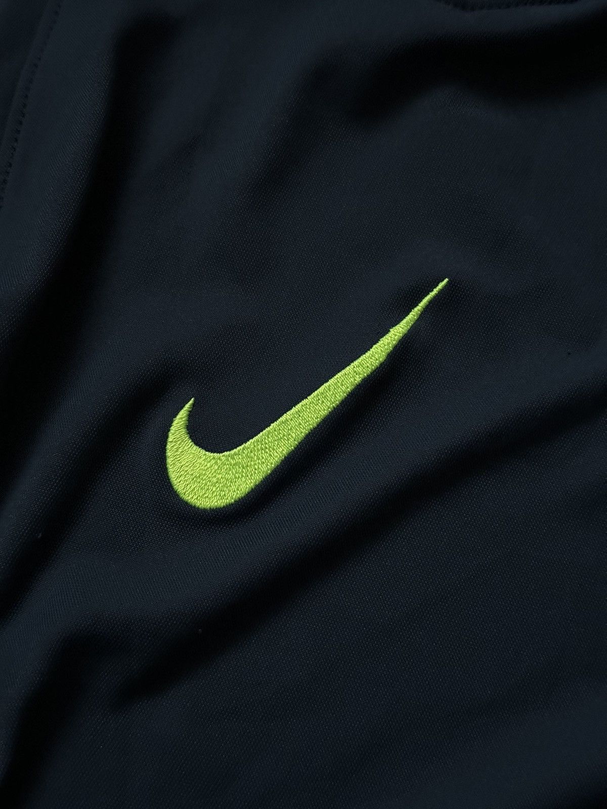 Nike Nike Brasil 🇧🇷 M tee T-shirt polo jersey 00s 90s Size US M / EU 48-50 / 2 - 9 Thumbnail