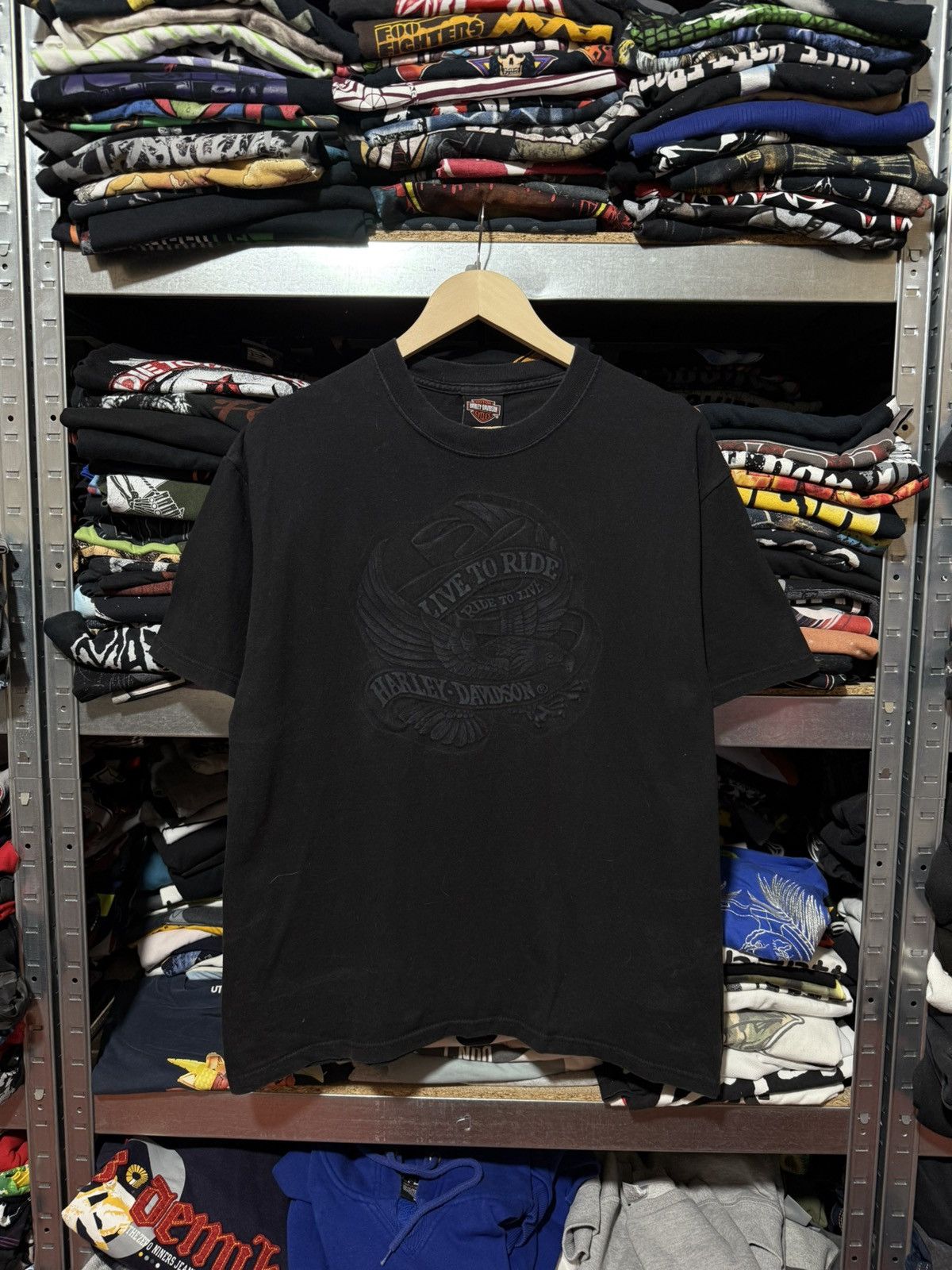 Vintage Vintage 2009 Harley Davidson Motorcycles Switzerland T-Shirt Size US L / EU 52-54 / 3 - 1 Thumbnail