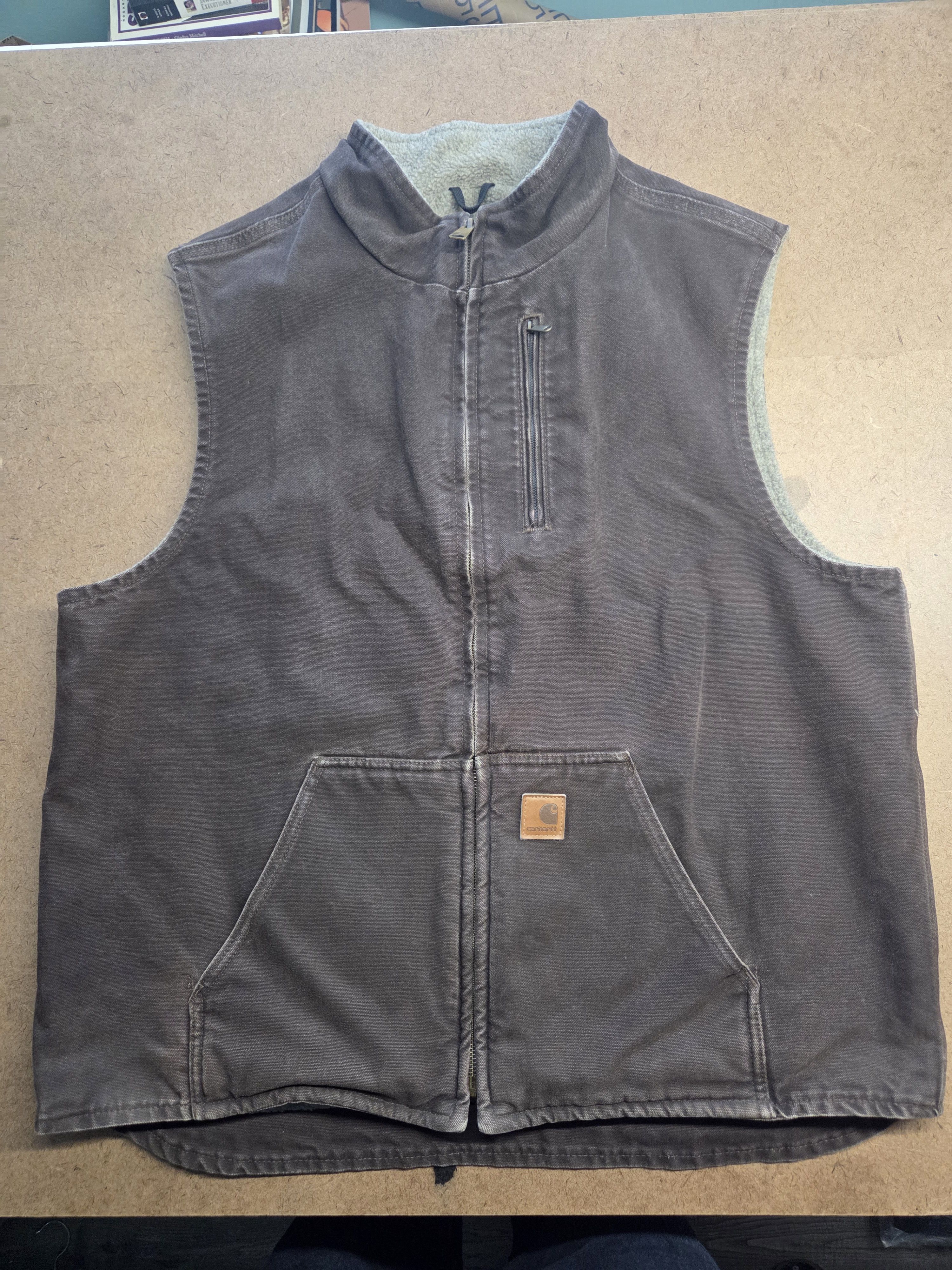 Carhartt Carhartt V33 Sherpa Lined Vest in Brown XL Tall Size US XL / EU 56 / 4 - 1 Thumbnail