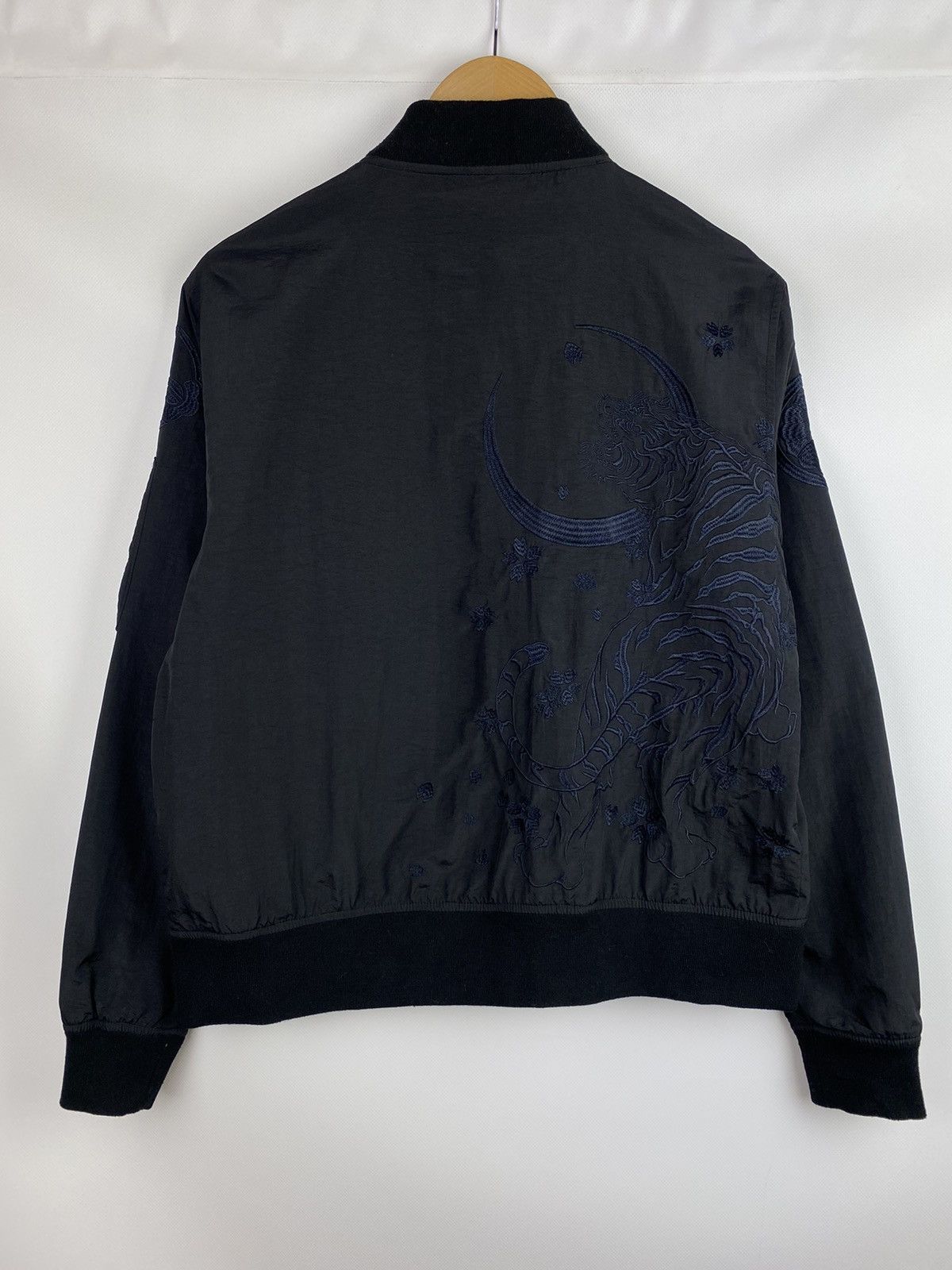 Japanese Brand VTG Japanese Tradition Embroidered Dragon Logo Bomber Jacket Size US L / EU 52-54 / 3 - 14 Thumbnail