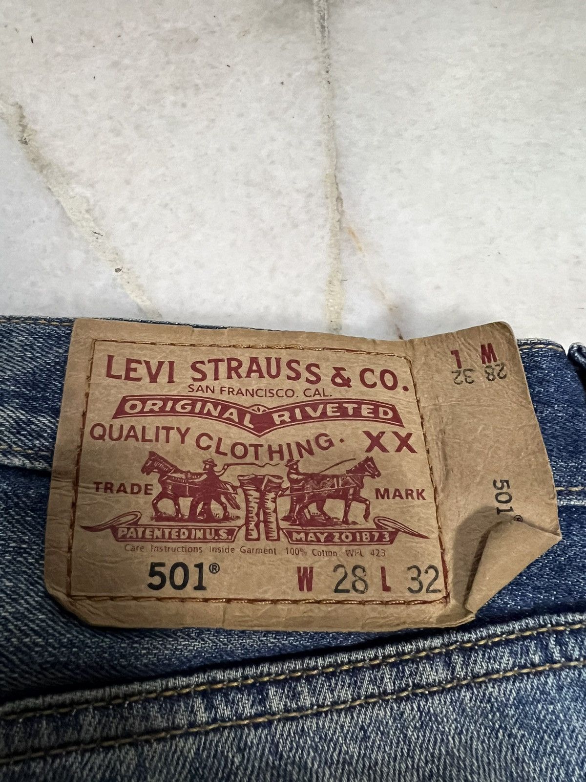 Levi's Vintage Levis 501 Distressed Jeans Size US 29 - 21 Thumbnail