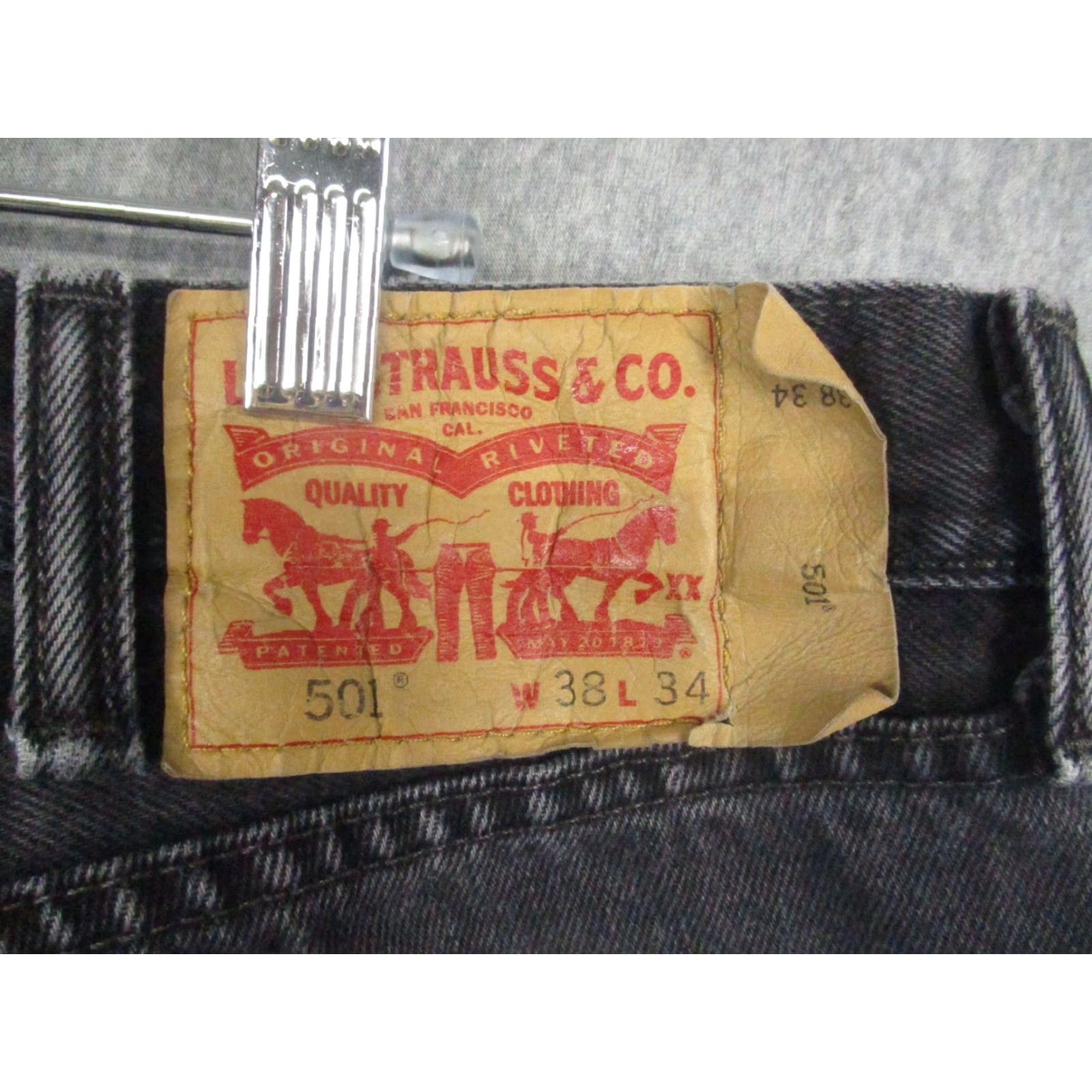 Levi's Levi's 501 Jeans Mens 38x34 Black Denim Straight 501 Button Fly Classic Vintage Jeans Mens Size US 38 / EU 54 - 6 Thumbnail