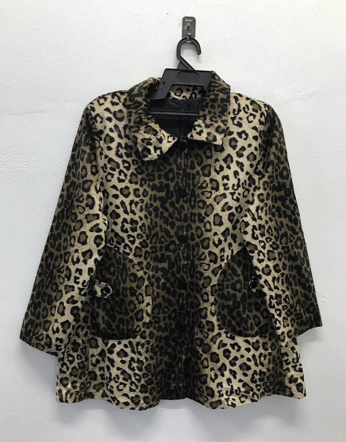 Japanese Brand × Vintage Vintage Across Leorpard Pattern Jacket Size US M / EU 48-50 / 2 - 1 Thumbnail