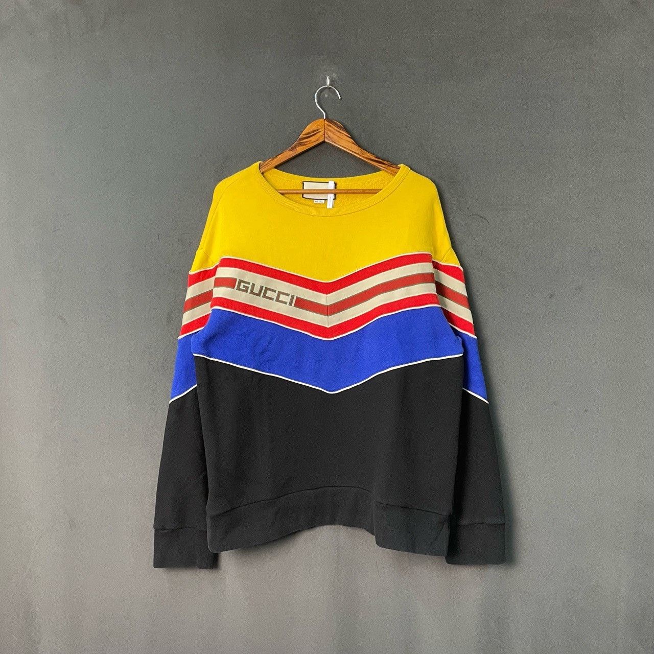 Gucci Gucci Colored striped sweatshirt 2501-Nextarrow Size US M / EU 48-50 / 2 - 1 Thumbnail