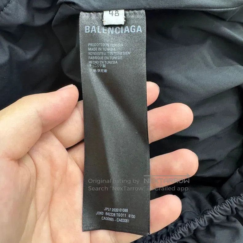Balenciaga Balenciaga Oversized Puffer Jacket. Size US M / EU 48-50 / 2 - 4 Thumbnail