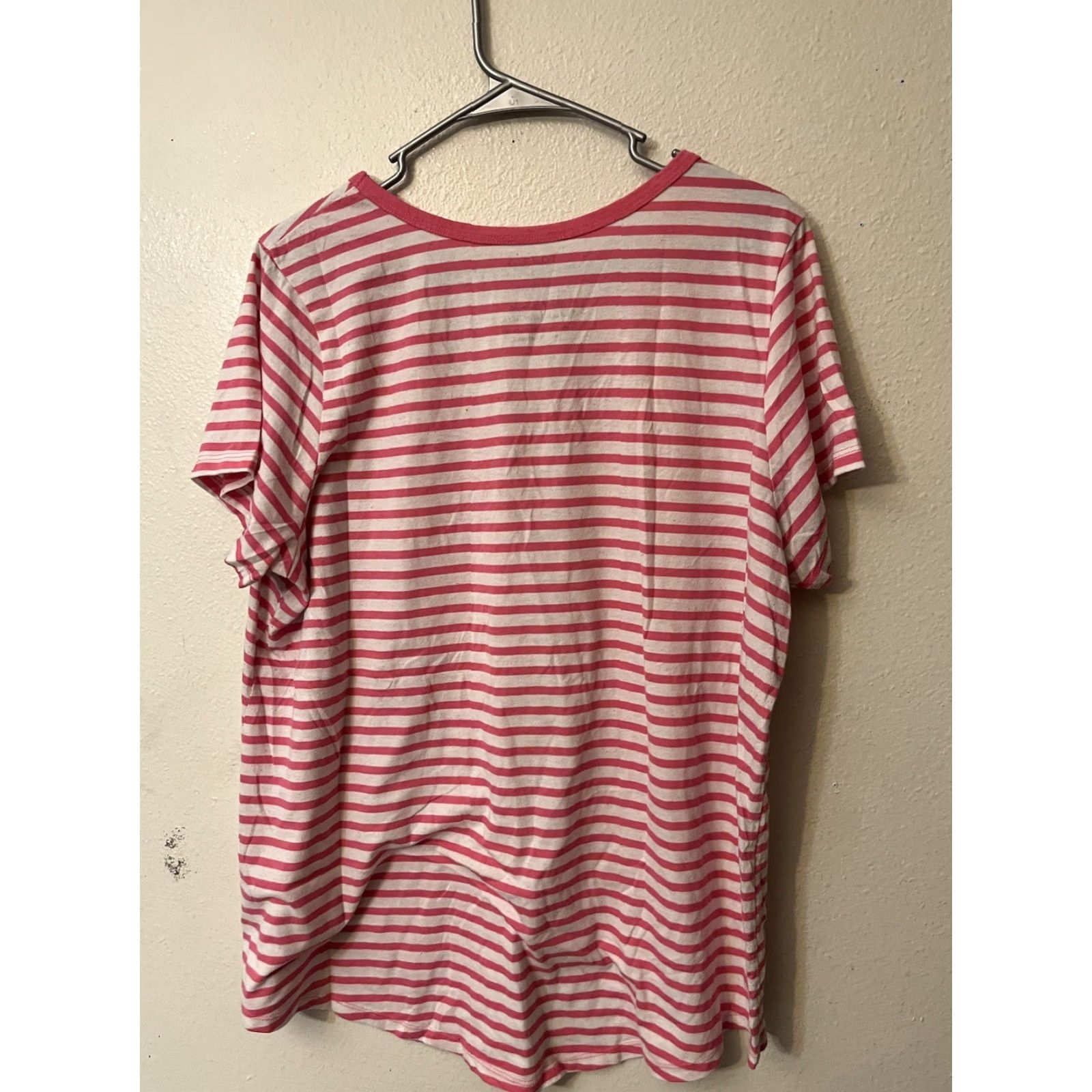 Torrid Torrid Knits Classic Fit Womens Short Sleeve Shirt Size 2X Pink Striped V Neck Size XXL / US 16-18 / IT 52-54 - 2 Thumbnail
