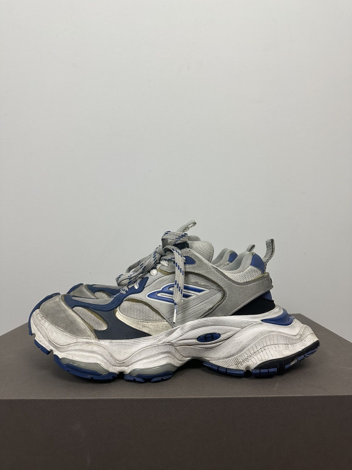 Balenciaga Cargo Sneakers Size US 10 / EU 43 - 2 Thumbnail