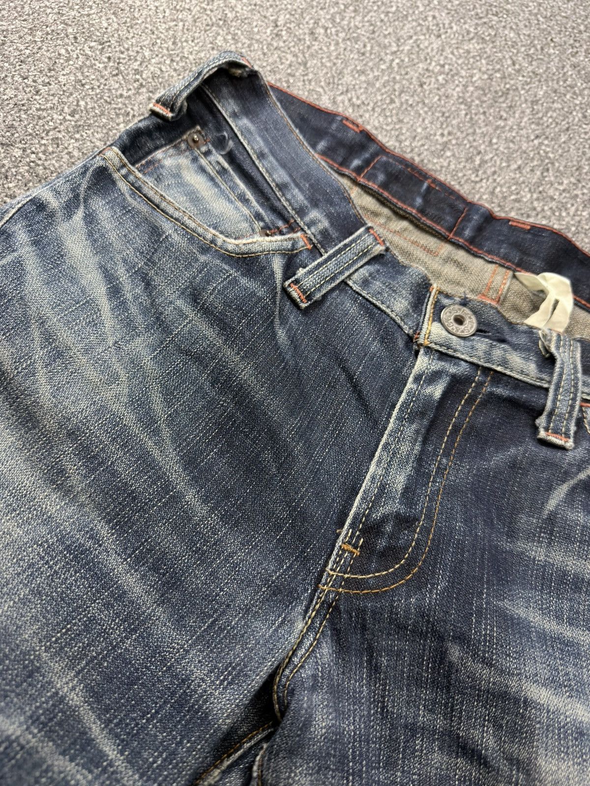 Engineered Garments × Levi's Vintage Levi’s 519 90s Distressed Heavy Fade Whisker Denim Size US 31 - 13 Thumbnail