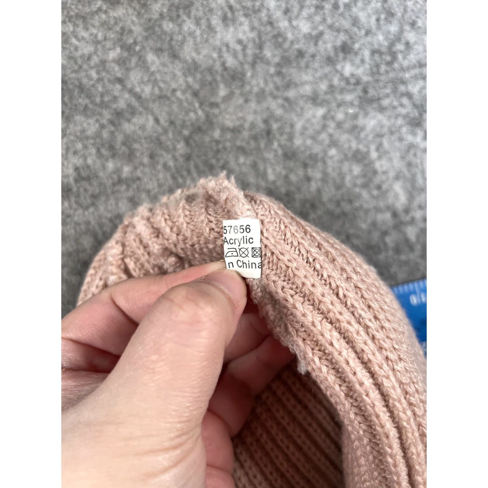 Vintage Alien Hat Beanie Teens One Size Pink Embroidered Alien Space Knit Cozy Winter Size ONE SIZE - 8 Thumbnail