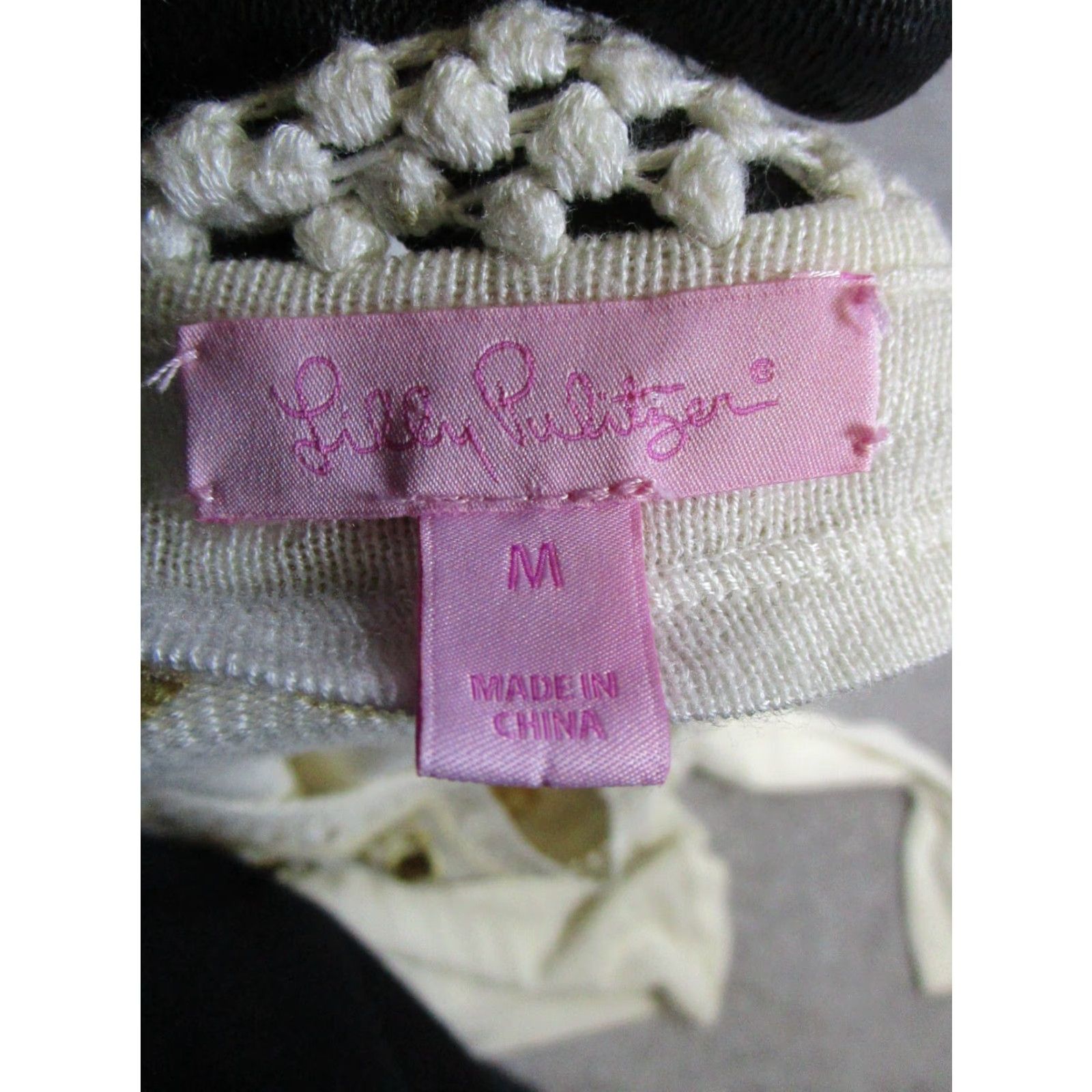 Lilly Pulitzer VINTAGE Lilly Pulitzer Sweater Shirt Womens M Ivory Yellow Knit Tunic V-Neck 3/4 Sleeve Solid 90s Concert Wear Mens? Size M / US 6-8 / IT 42-44 - 3 Thumbnail