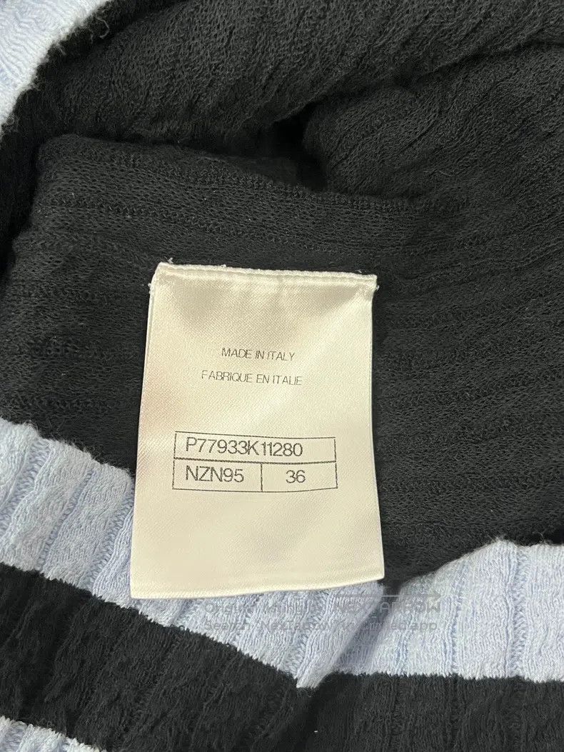 Chanel Chanel 24B black and blue colour block round-neck sweater Size XS / US 0-2 / IT 36-38 - 4 Thumbnail