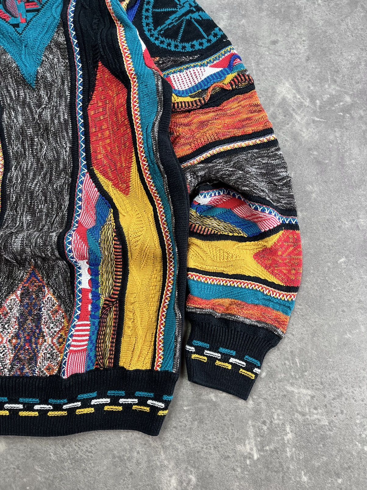 Carlo Colucci Carlo Colucci Jacquard Logo Coloured Cable Knit Sweater 3D L Size US L / EU 52-54 / 3 - 13 Thumbnail